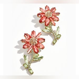 "Blooming" Earrings in Coral